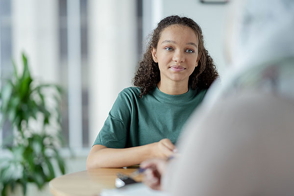 Apoio psicológico para mulheres com ansiedade e estresse emocional